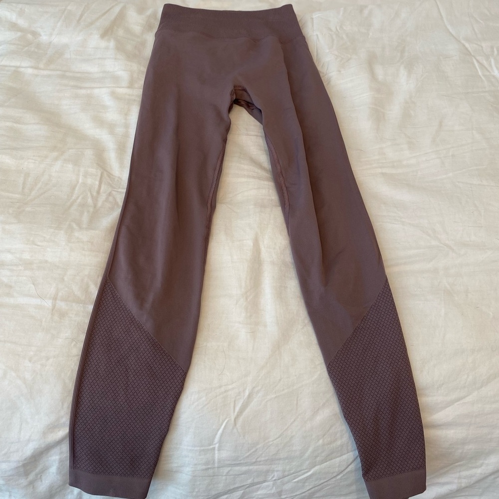 Lululemon lavender leggings